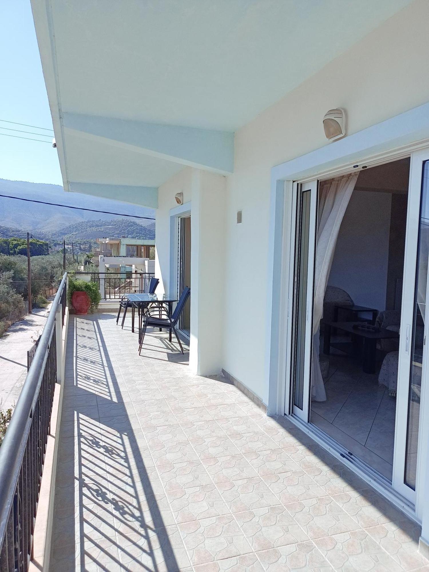 Alexadra's House * Kato Almiri